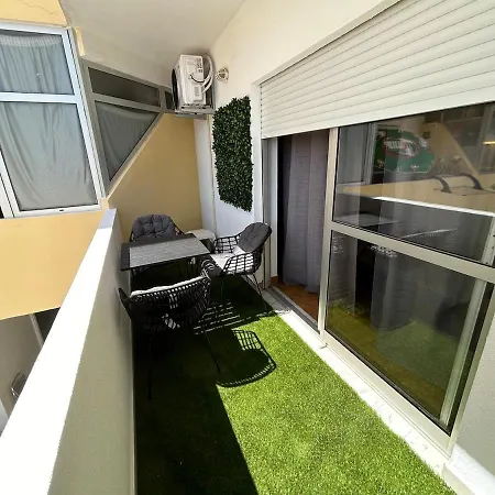 One-bedroom In Alvor With A Sea View Fully Renovated * Bicas