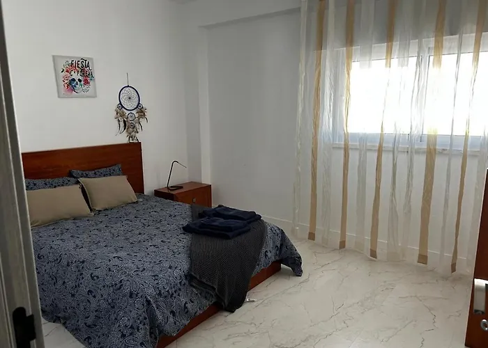 One-bedroom In Alvor With A Sea View Fully Renovated Bicas