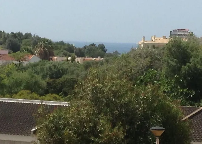 One-bedroom In Alvor With A Sea View Fully Renovated * Bicas