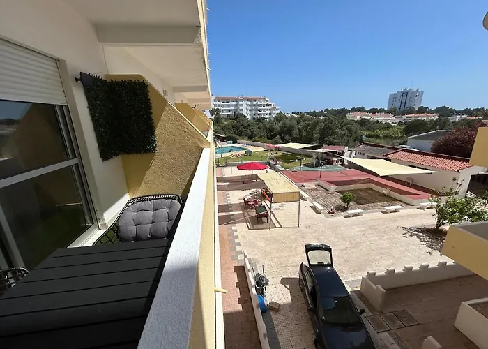 One-bedroom In Alvor With A Sea View Fully Renovated Apartament Bicas